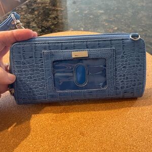 Walletbee leather snake embossed wristlet Tons of slots to carry everything.